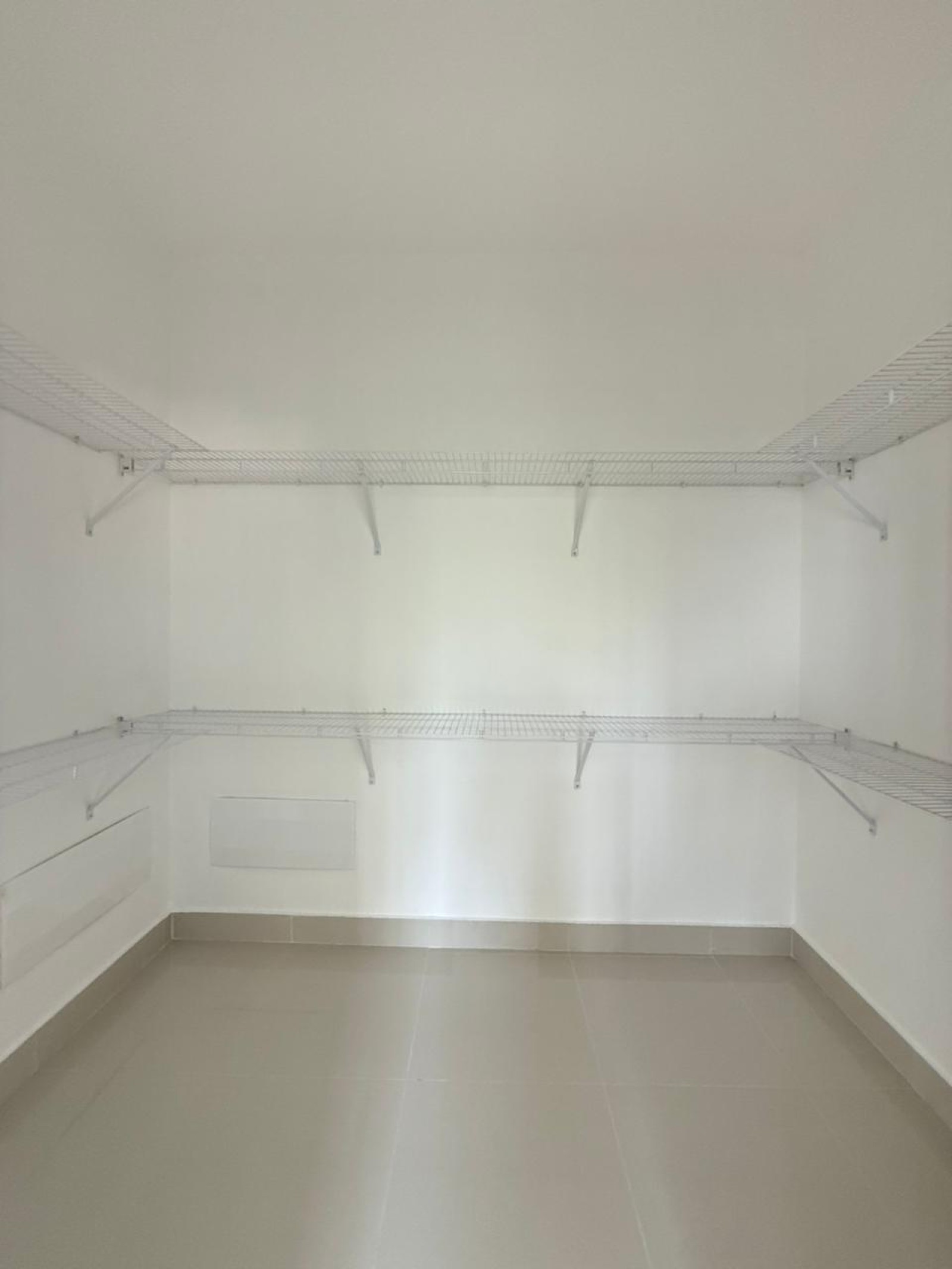 Walk-in closet
