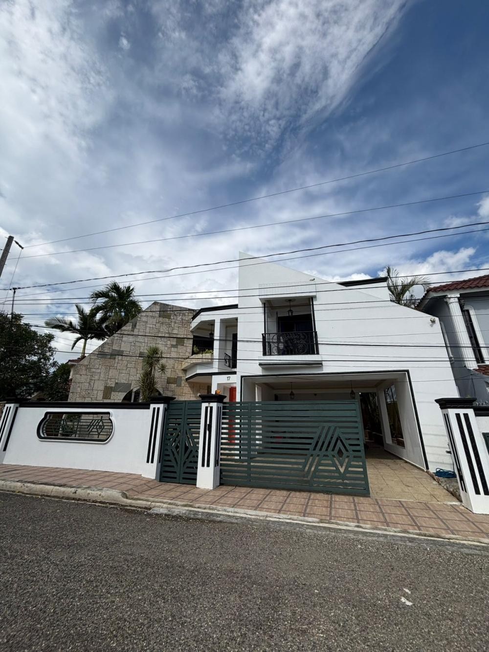 Casa en el sector Jardines del Este, Santiago, Republica Dominicana