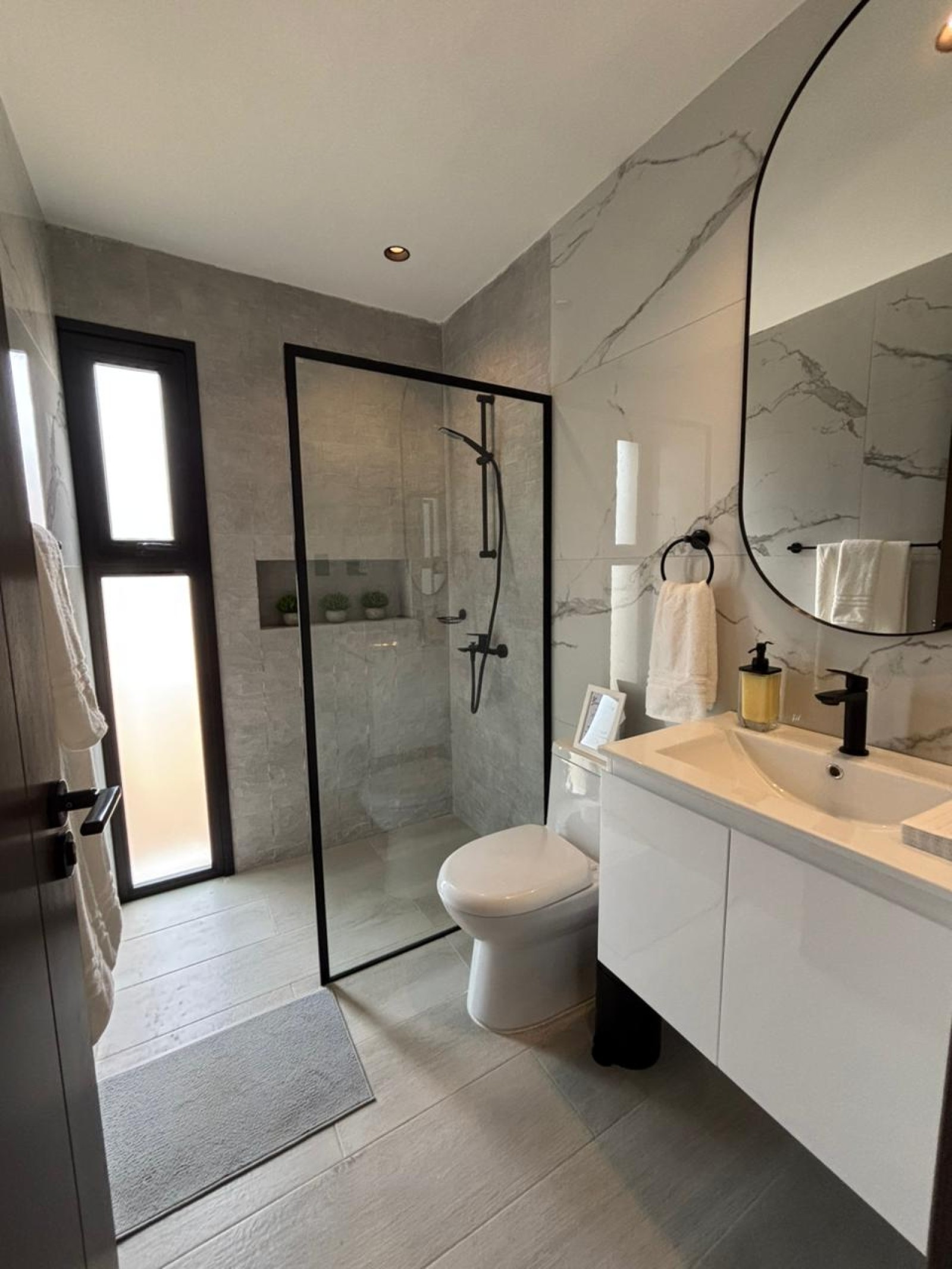 Baño de la principal